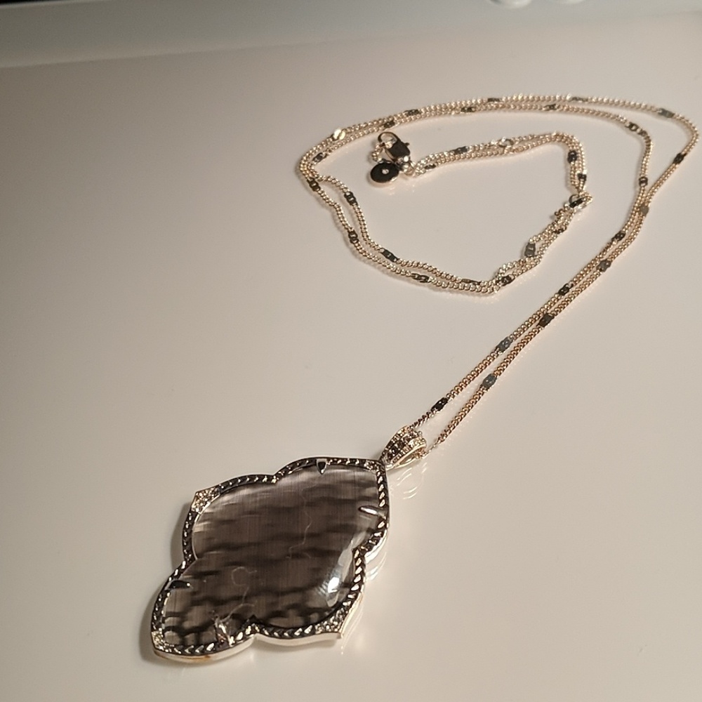 Stella & Dot Isabella Pendant 